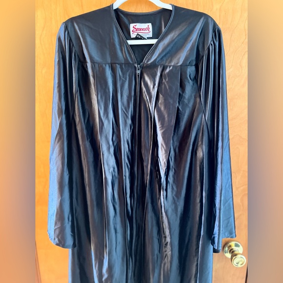 Other - Unisex Adult Shiny Graduation gown